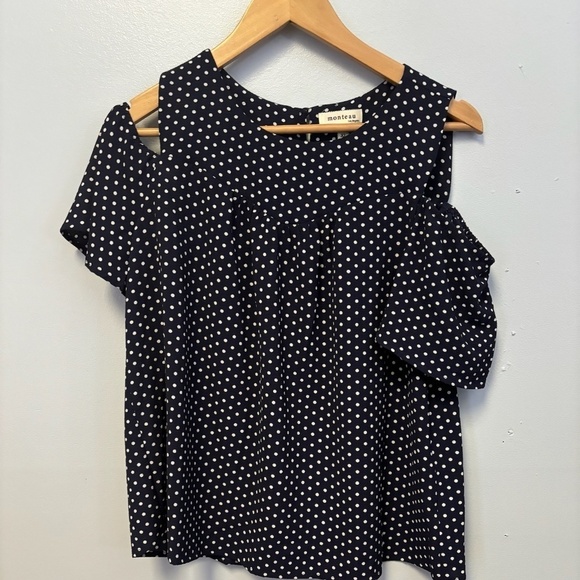 Monteau Tops - 0424-50 Cold Shoulder Blouse